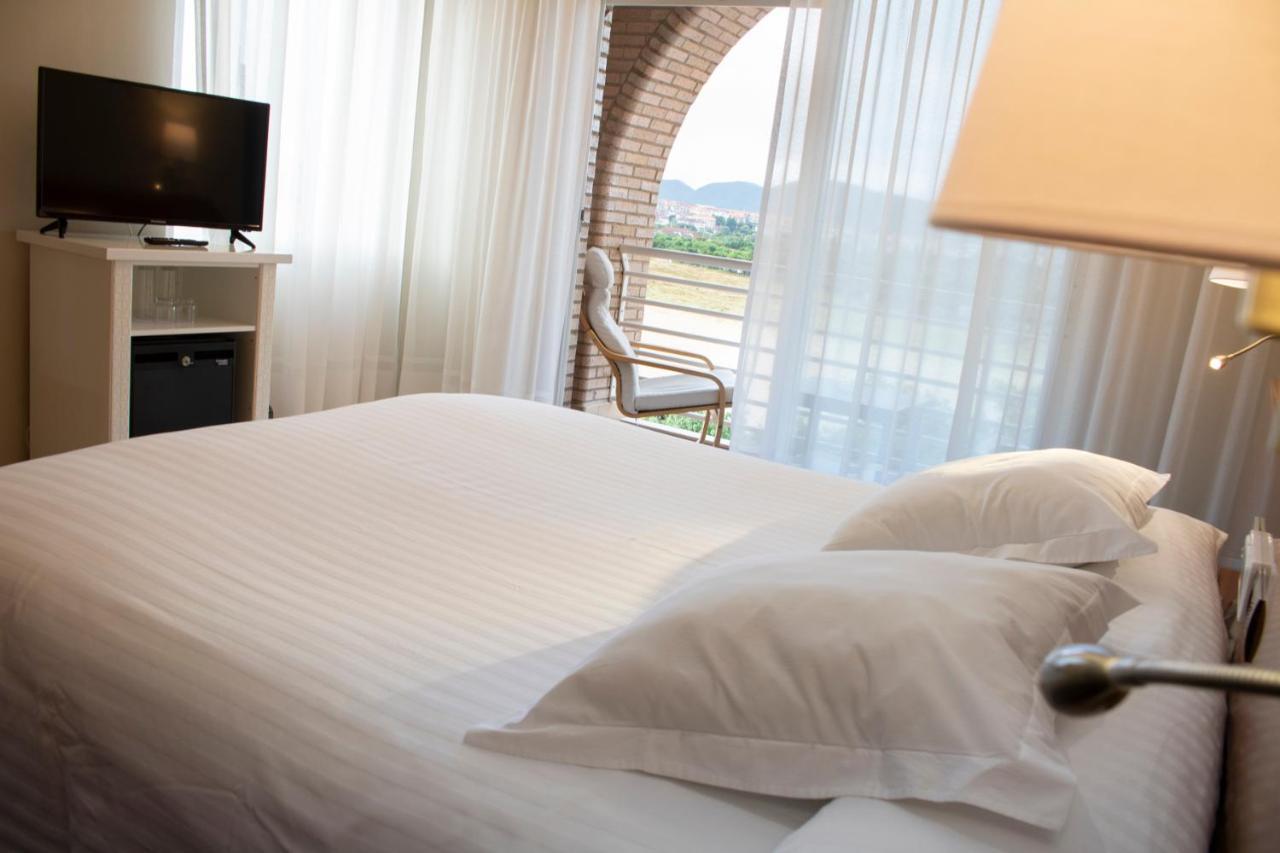 Hotel Olimpo Isla Plana