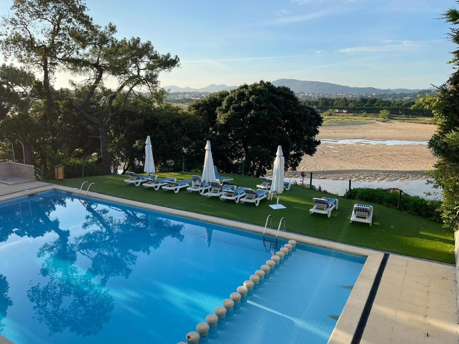 Hotel Olimpo Isla Plana